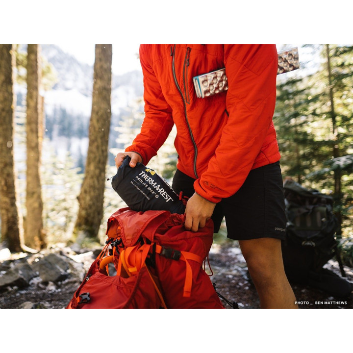 Mata samopompująca THERM-A-REST ProLite APEX WingLock