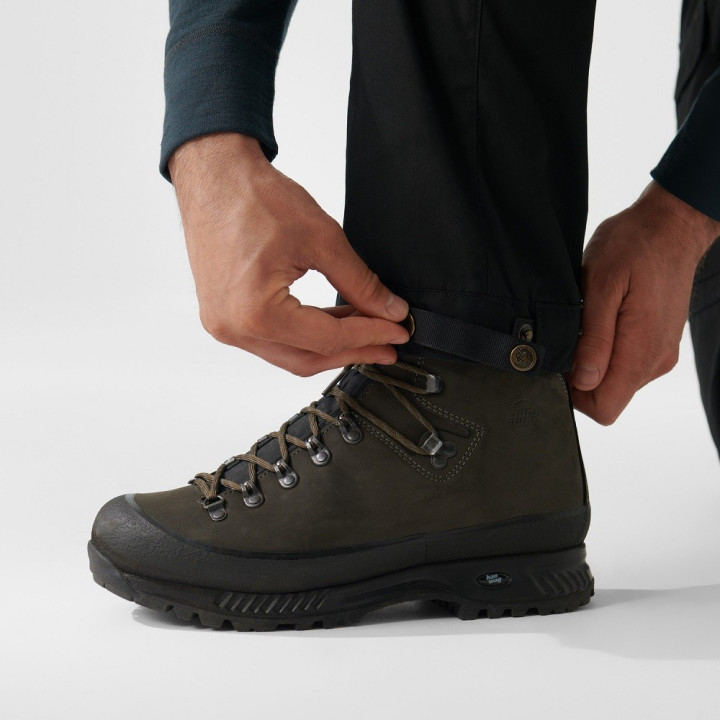 Spodnie FJALLRAVEN Vidda Pro Ventilated Trousers Regular dark navy