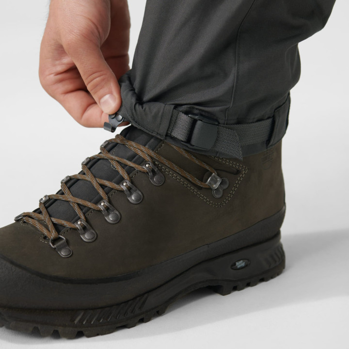 Spodnie FJALLRAVEN Kaipak Trousers dark olive