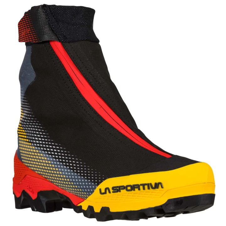 Buty La Sportiva Aequilibrium TOP GTX black/yellow