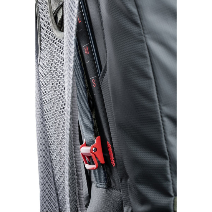 Plecak DEUTER Futura Air Trek 50+10 black-graphite