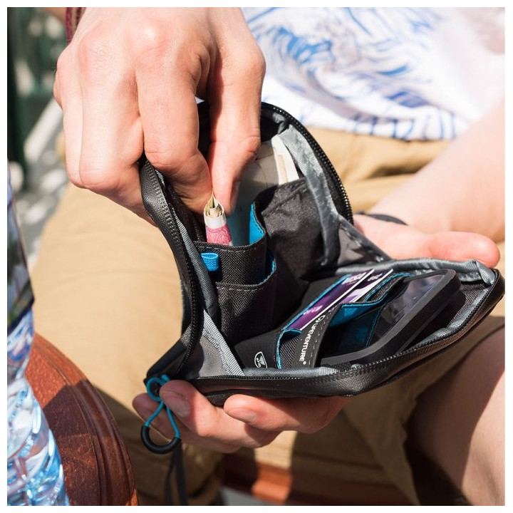 Torebka LIFEVENTURE RFiD TRAVEL NECK POUCH