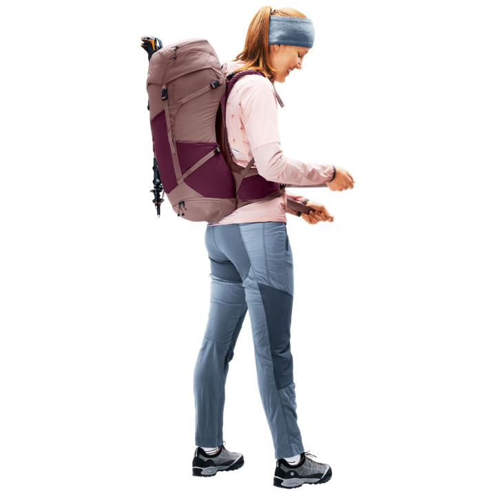 Plecak DEUTER Futura 24 SL cassis-ashrose