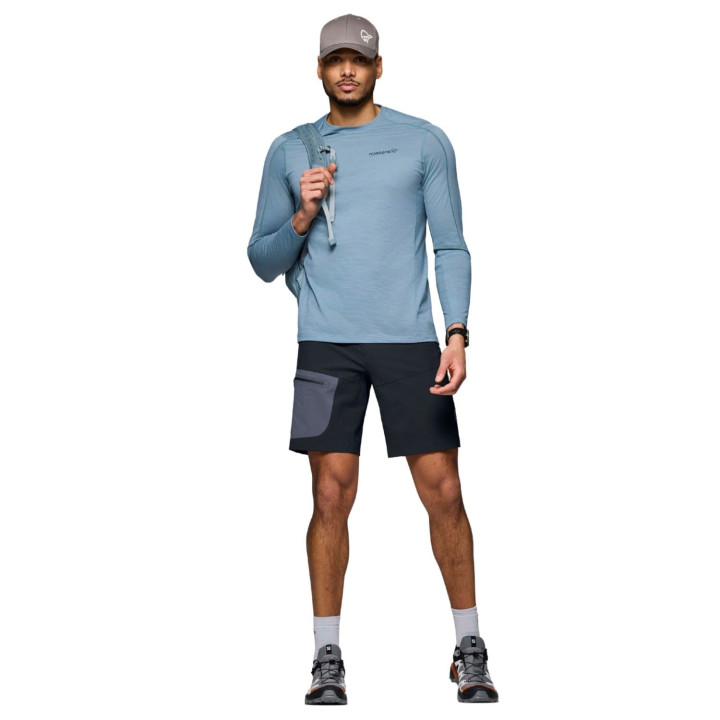 Spodenki NORRONA Falketind Flex1 Light Shorts Men caviar black