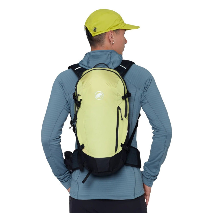 Plecak MAMMUT Lithium 15 holunder-black