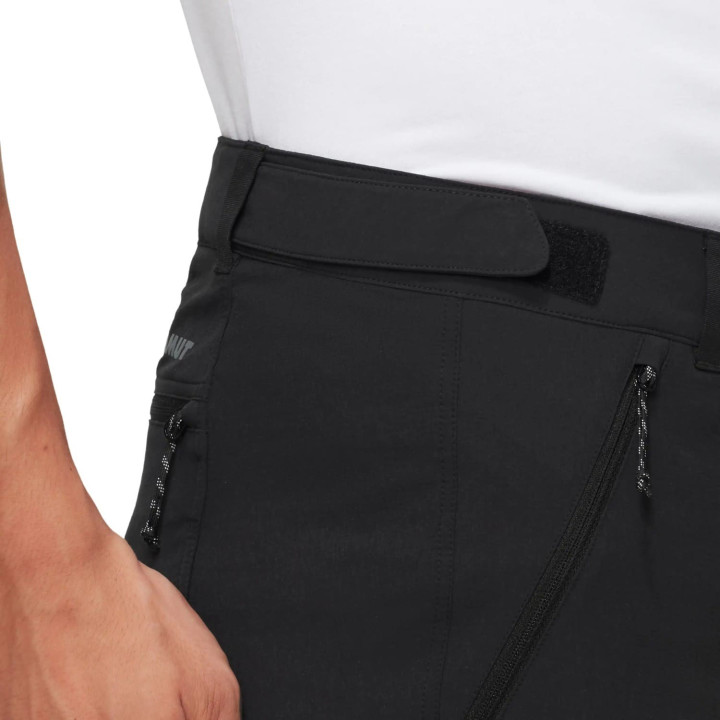 Spodenki MAMMUT Runbold IV Shorts Men black